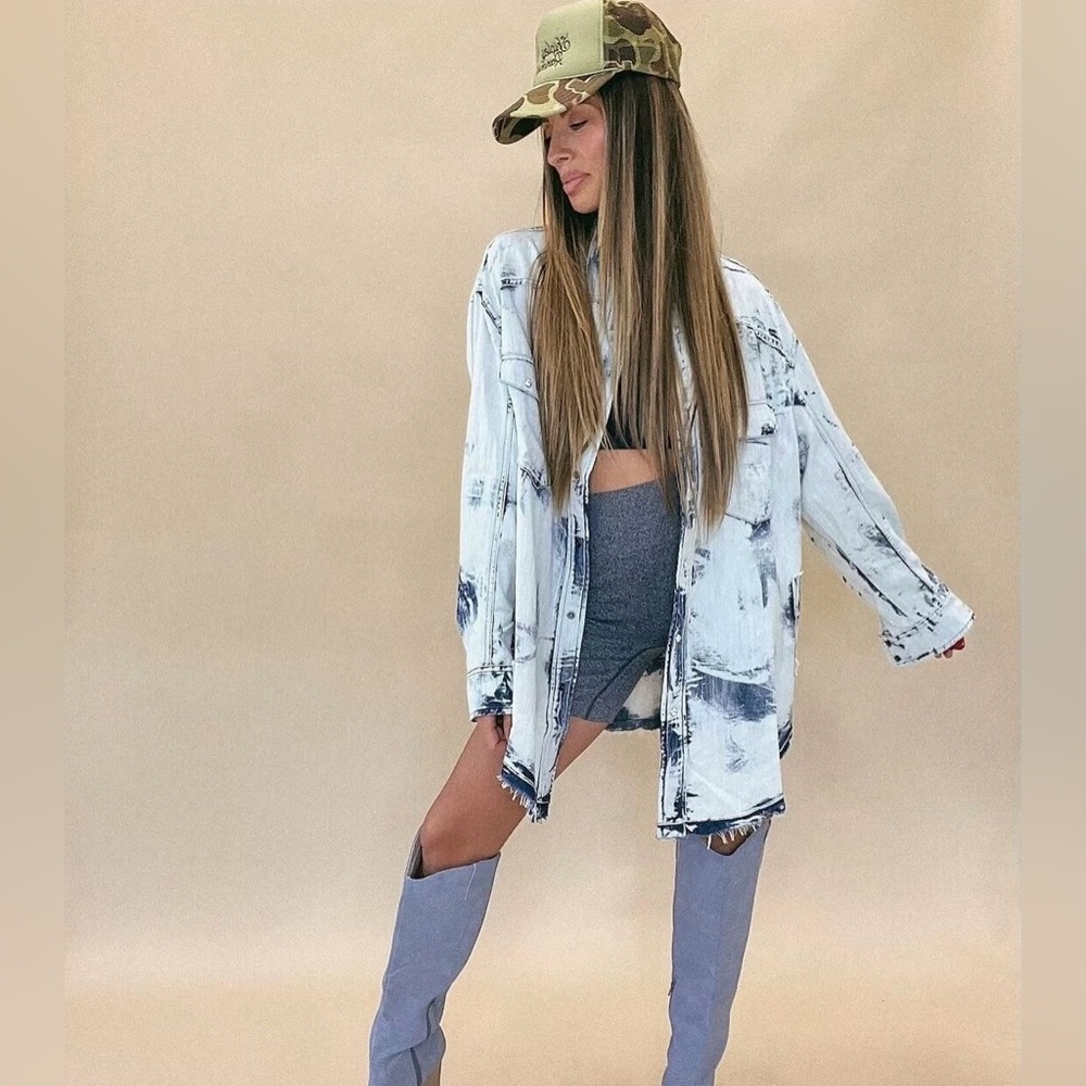 Oli & Hali Oversized Button Down Tye Die Long Sleeve Shirt Blue Size Small NWOT